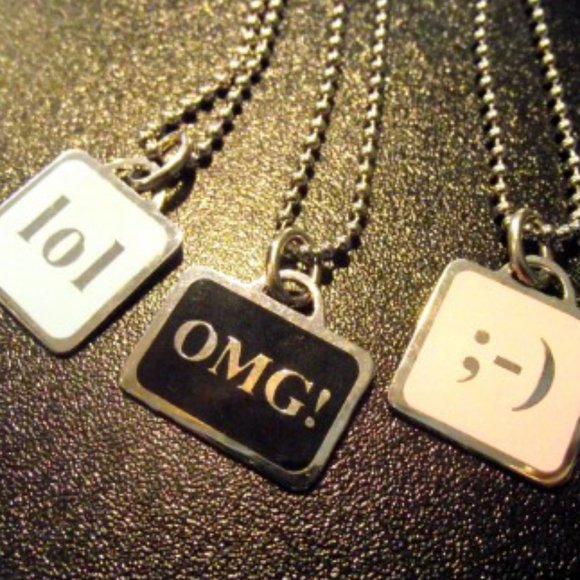 OMG Text Pendant  OMG TEXT PENDANT - Picture 2 of 2